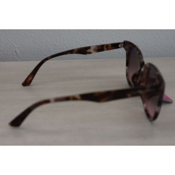 Foster Grant ZN1222 Women's Brown Tortoise Shell Oversized Cat Eye Sunglasses - Picture 7 of 7
